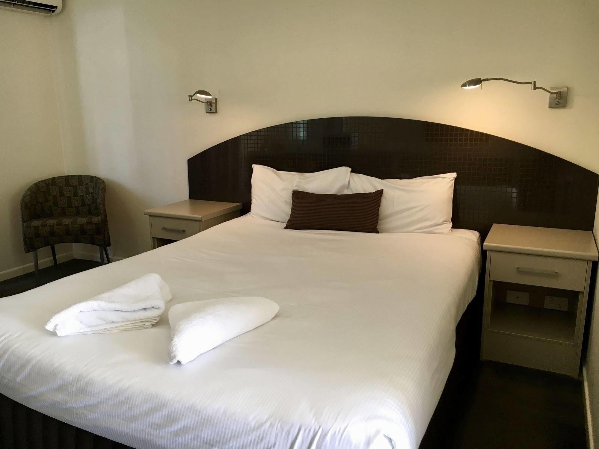 The Waterloo Bay Hotel บริสเบน ภายนอก รูปภาพ